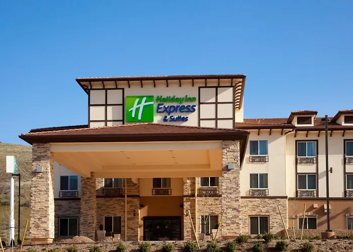 Holiday Inn Express & Suites Frazier Park By Ihg
