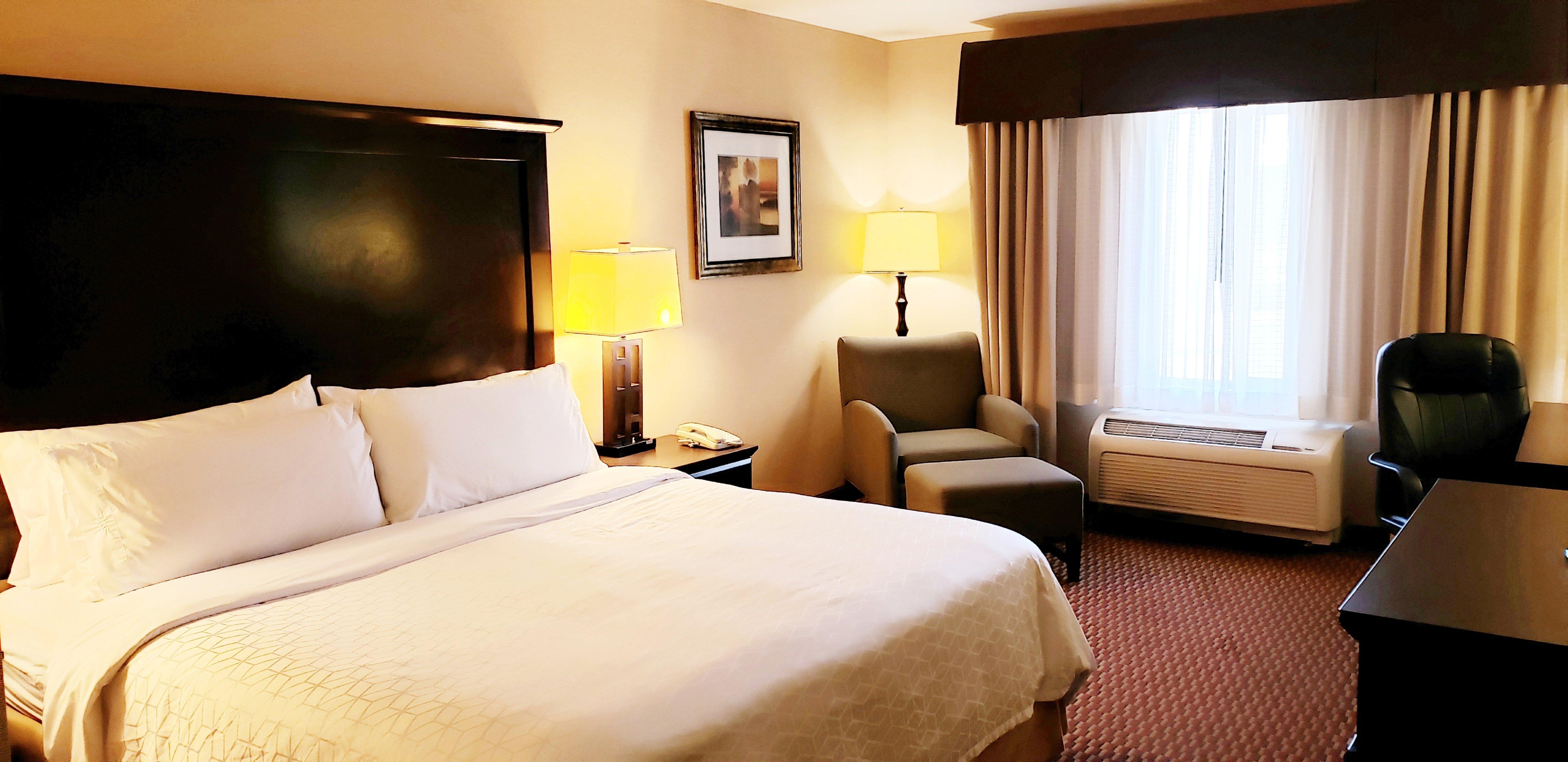Express & Frazier Park By Ihg Hotel 2*