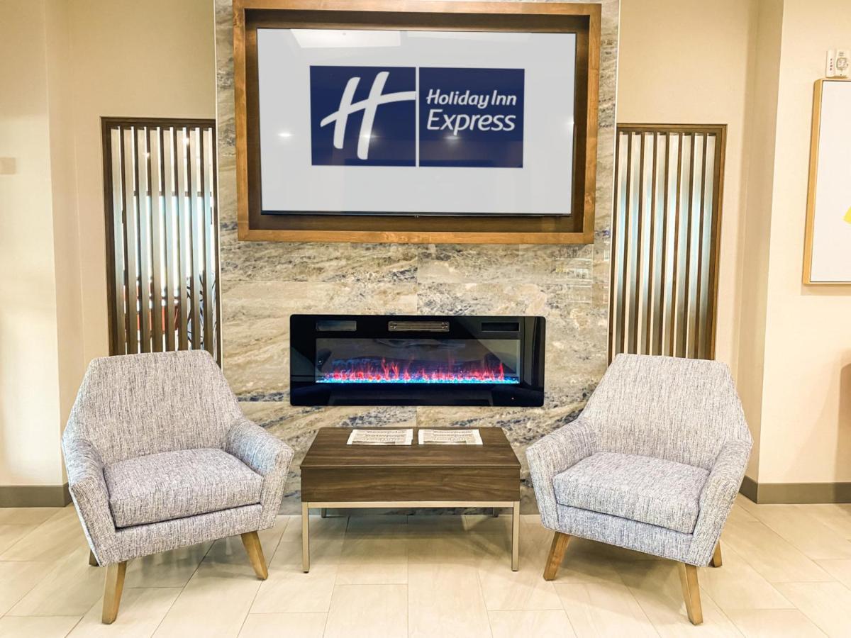Express & Frazier Park By Ihg Lebec