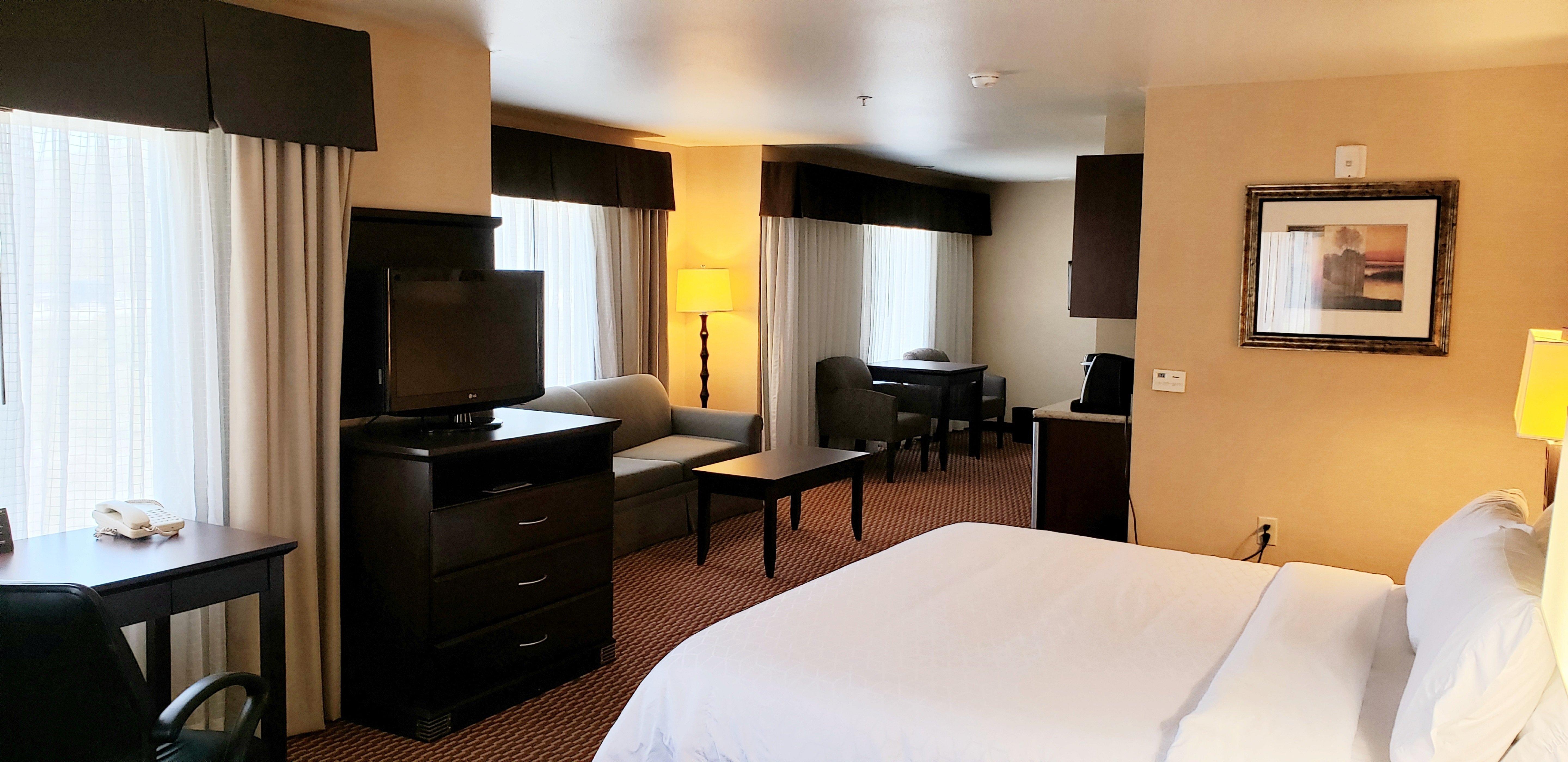 Express & Frazier Park By Ihg Hotel