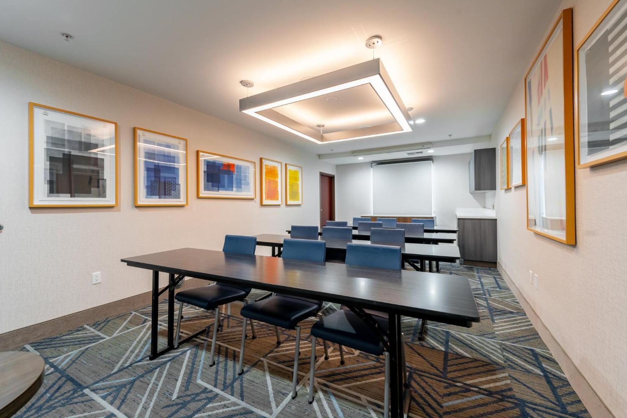 Hotel Express & Frazier Park By Ihg Lebec