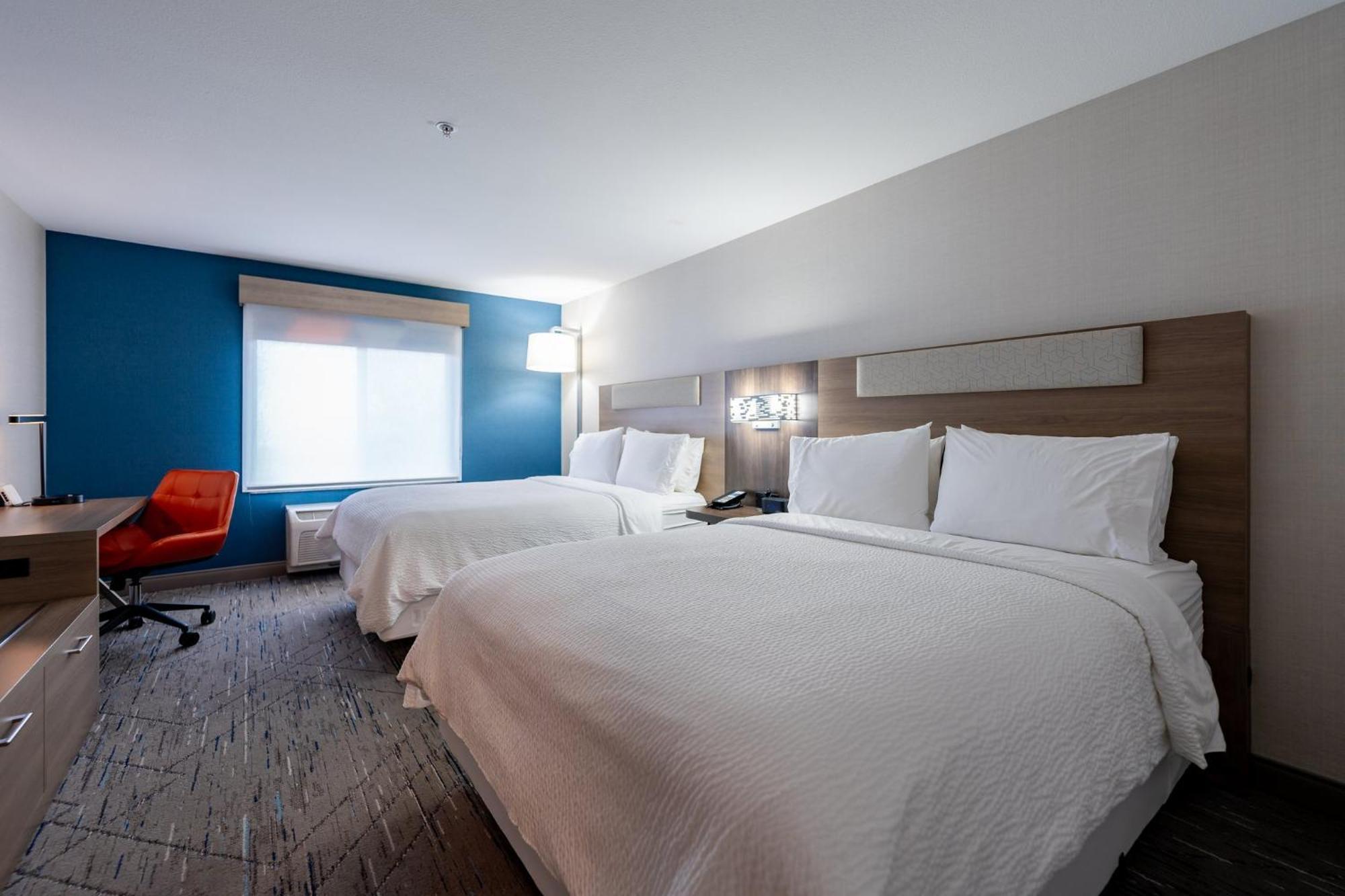 Express & Frazier Park By Ihg